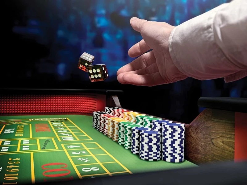 Pros and Cons of Online Casinos